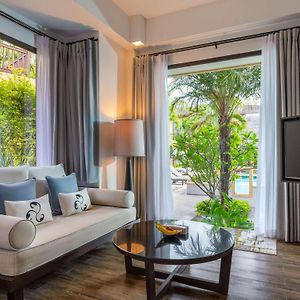 Premium Junior Suite Twin Beds